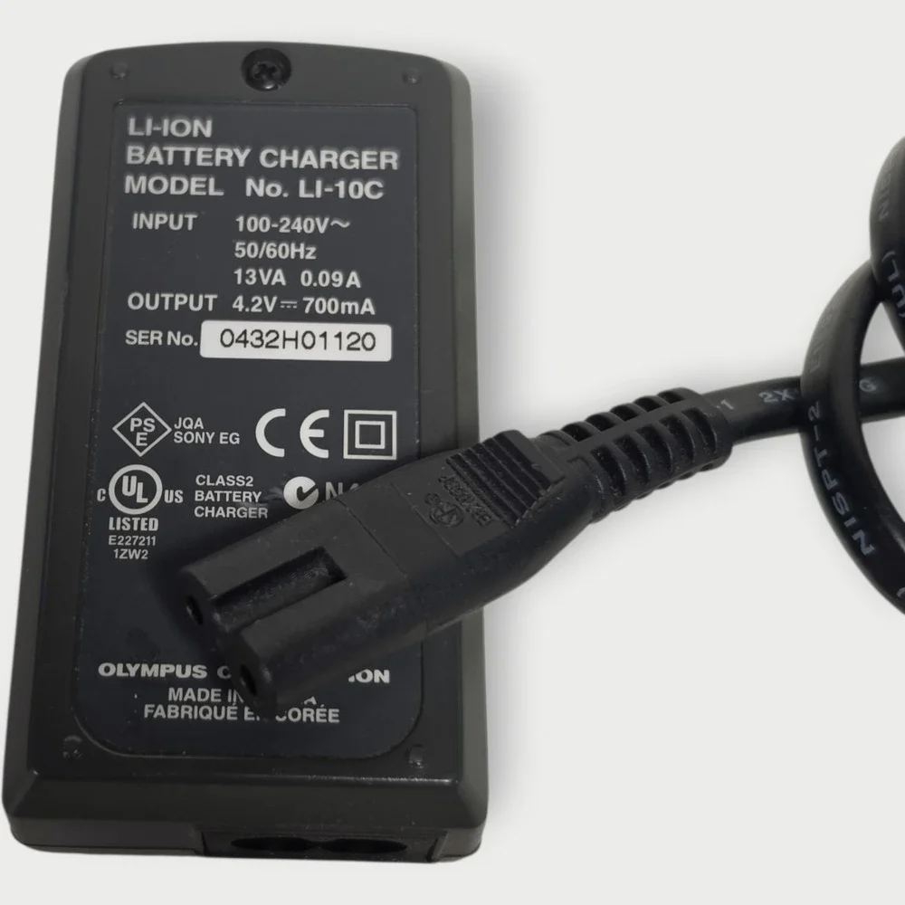 OLYMPUS LI-Ion Battery Charger & Cord for LI-10C TESTED WORKS